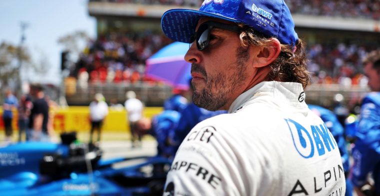 Alonso is tot inkeer gekomen: 'Ik had dingen beter kunnen doen'