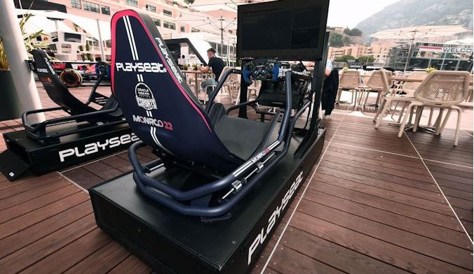 Red Bull Racing houdt in Monaco een NFT-veiling voor een digitale Playseat