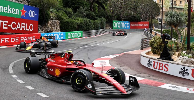 'Leclerc moet hand meer bij eigen boezem steken na blunder van Ferrari'