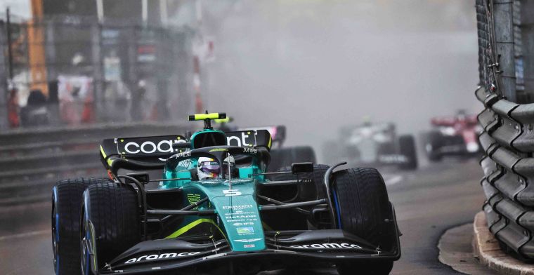 Vettel kritisch op Pirelli: De regenband is eigenlijk waardeloos