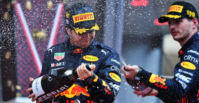 Red Bull-teambaas Horner: ‘Het is niet Max Verstappen Racing’ 