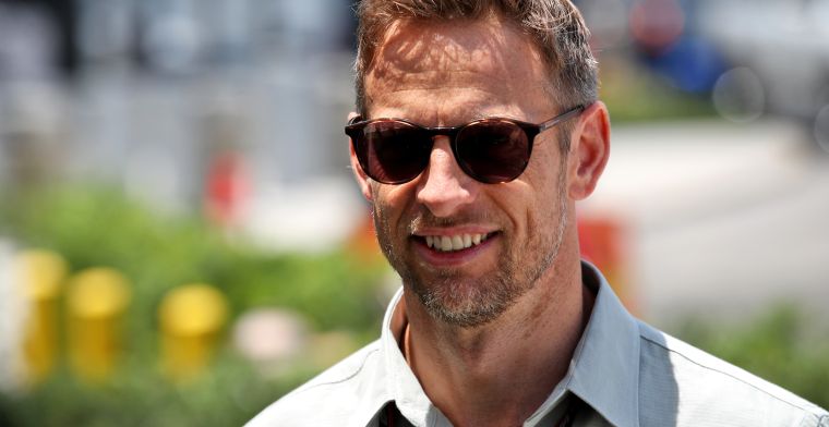 Button gelooft in Mercedes: 'Ze zijn in Baku een stuk competitiever' 