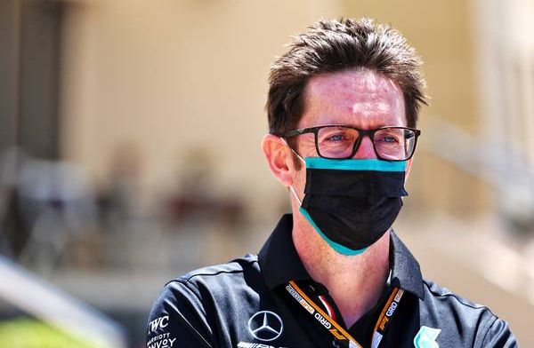 Mercedes teleurgesteld na sprintrace: 'Het was een flinke klap'