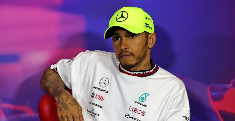 Hamilton over frustraties Mercedes: Hebben veel tijd van de auto gehaald