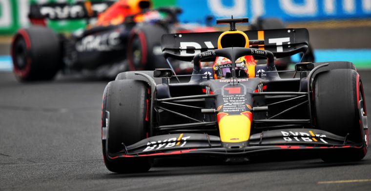 Cijfers coureurs | Verstappen en Hamilton blinken uit, Leclerc de schlemiel