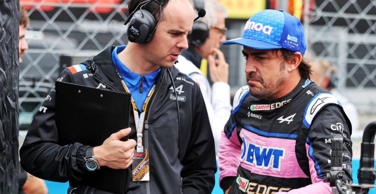 'Alonso blijft lang genoeg bij Aston Martin om te vechten voor het WK' 