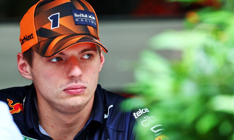 Verstappen Reageert Op Geruchten: 'Dat Is Iets Tussen Het Team En De ...