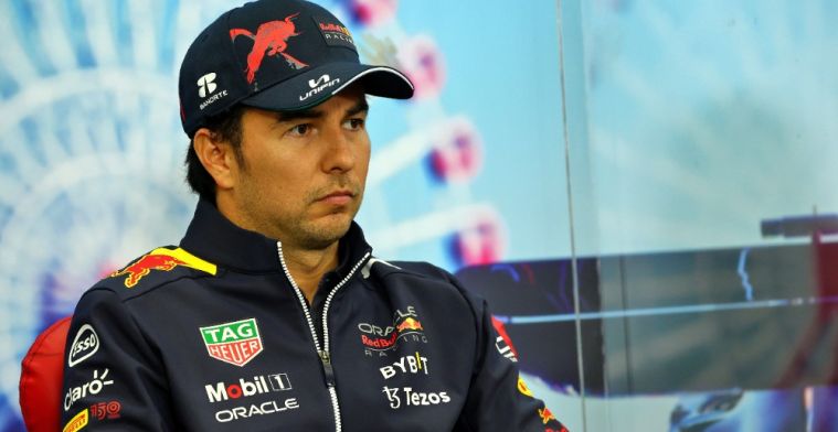 Perez zag kantelpunt: 'Toen reed Verstappen op ander niveau dan iedereen'