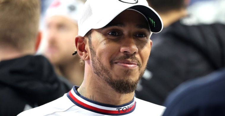 Hamilton onthult: 'Ik ben de ontwerper van de huidige F1-stuurtjes'
