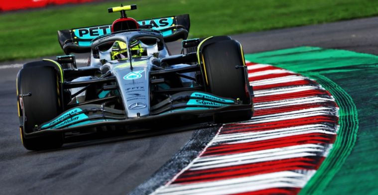 Hamilton streng voor Mercedes: 'Anders presteer je te weinig'
