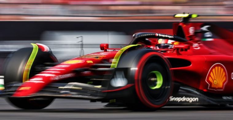 Sainz merkt verschil Ferrari en andere teams: 'Veel aandacht voor fouten'