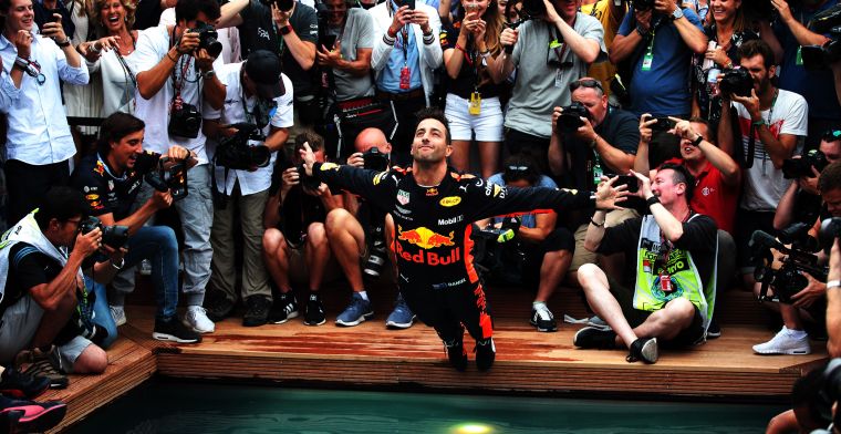 Tim Coronel over Ricciardo: 'Ik denk dat Max er blij mee is'