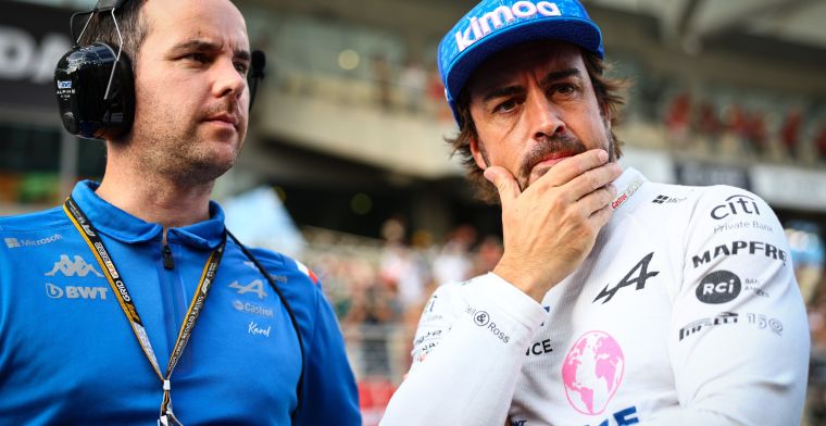 F1-ingenieur over spanning tussen Alonso en Hamilton: 'Titel weggegooid'