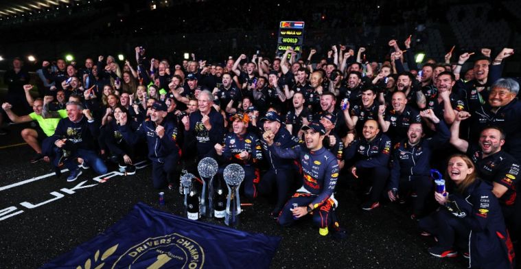 Kerstboodschappen F1-teams: Red Bull Racing steekt de draak met FIA