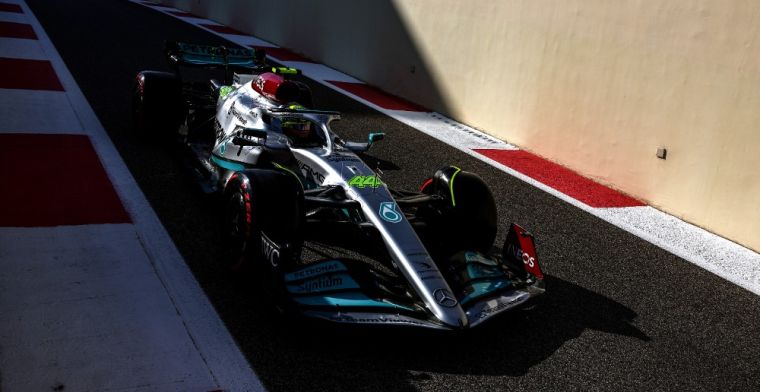 Ecclestone doet onthulling over Mercedes-komst van Hamilton