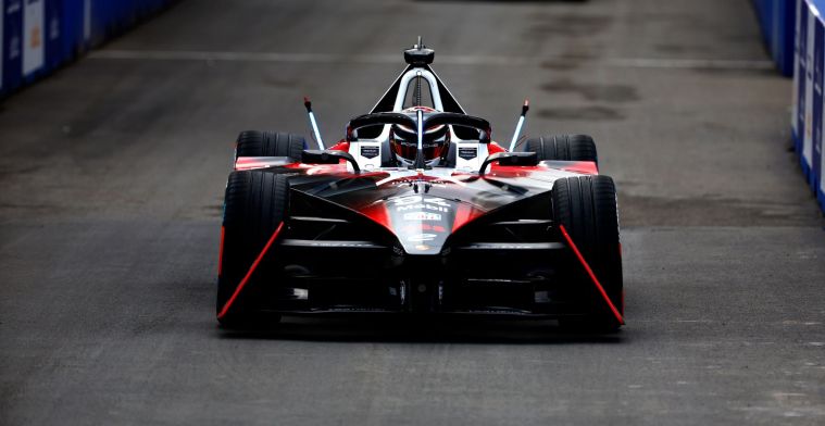 Wehrlein pakt eerste zege van Formule E-seizoen 2023 in ePrix Diriyah
