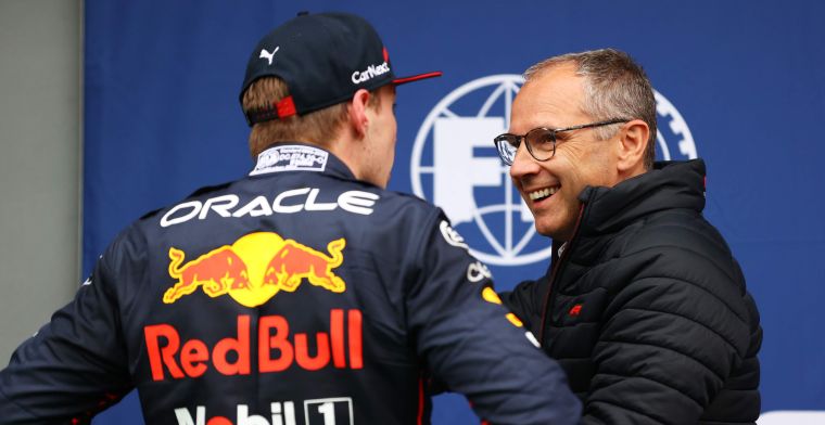 F1-baas Domenicali prijst Red Bull: 'Hebben het beter gedaan dan de rest'