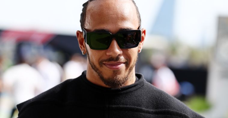 Teambaas denkt niet dat topteams Hamilton willen: ‘En dan Verstappen weg?’