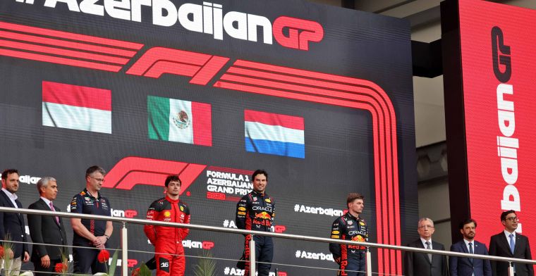 Leclerc en Verstappen zorgen voor opmerkelijke fout tijdens podiumceremonie