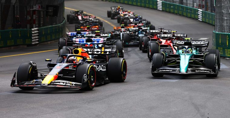 Klinkende overwinning voor Verstappen na late chaos in GP Monaco