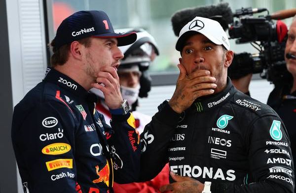 Hamilton over nieuw contract en achtervolging Red Bull: 'Afspraak met Toto'