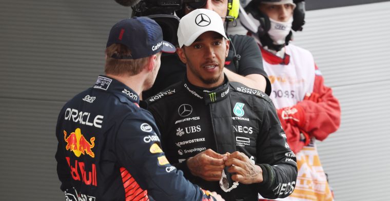 Hamilton over Verstappen: ‘Doet het fantastisch, indrukwekkende carrière’ 