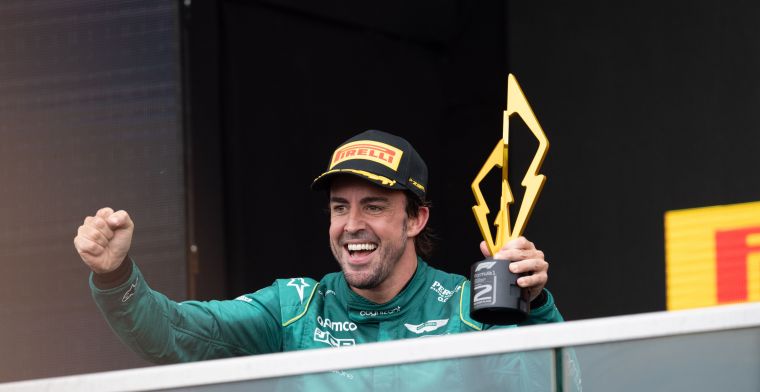 Alonso koos voor alternatieve strategie: 'Ben blij met de beslissing'