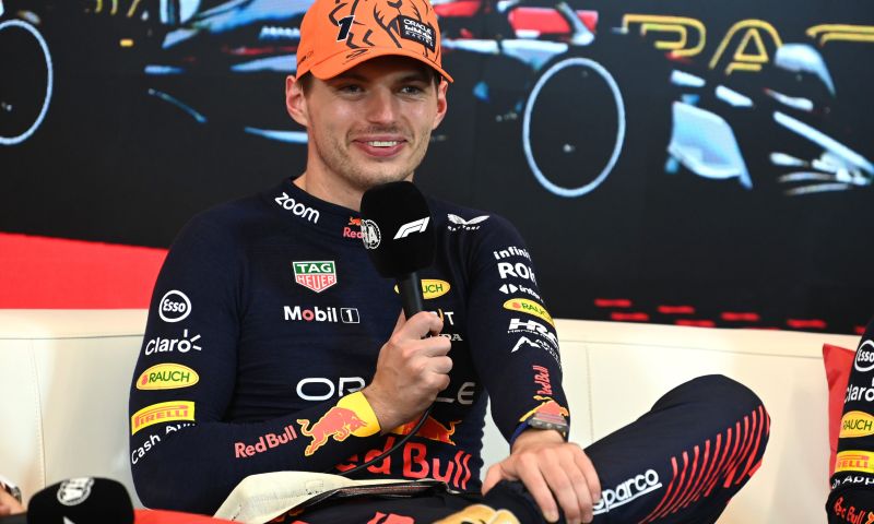 Verstappen Blikt Vooruit Op Silverstone: 'Benieuwd Hoe De RB19 ...