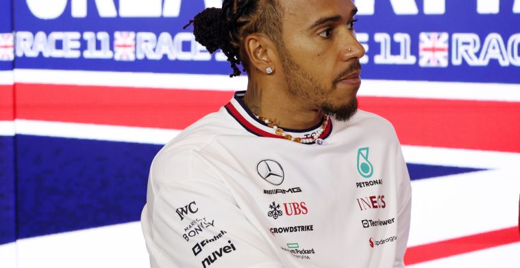Tsunoda prijst Hamilton: ‘Vereerd met hem te mogen racen’