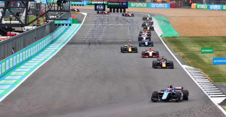Formule 2 | Martins wint spectaculaire race met drie safety cars