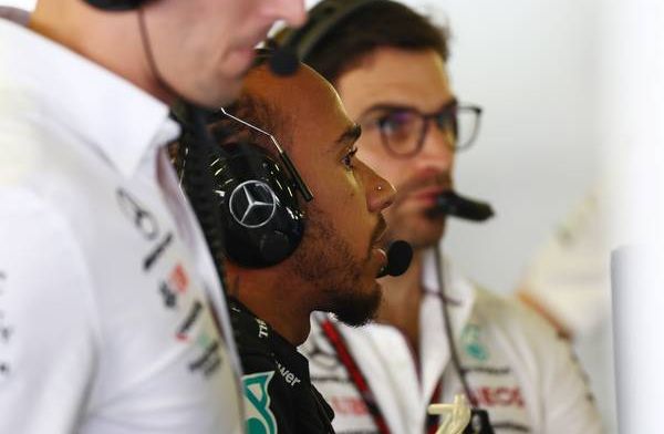 Hamilton voorziet moeilijke F1-race: 'Red Bull overal snel, behalve daar'