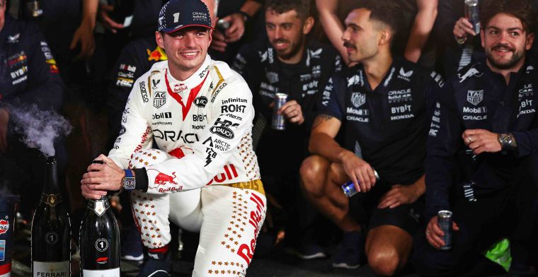 Nederlandse media: 'Gecorrigeerde Verstappen bewijst F1 alsnog een dienst'
