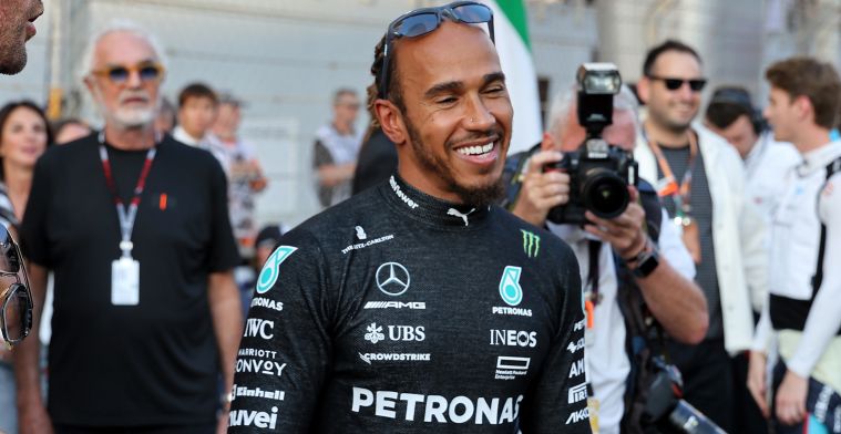 Hamilton voelt zich af en toe nog een rookie: 'Zelfde glimlach als toen'