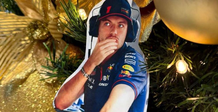 Red Bull viert de feestdagen door Toto Wolff in de kerstboom te hangen