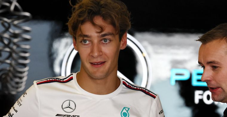 Alonso en Russell vegen de vloer met elkaar aan: 'Intense wedstrijd'