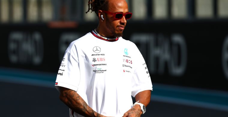 ‘Hamilton tekent eind deze week al contract bij Ferrari’