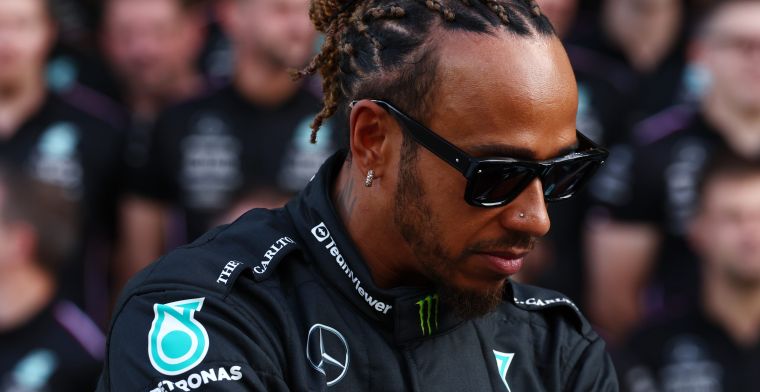 ‘Hamilton levert toch niet in en gaat megabedrag verdienen bij Ferrari'