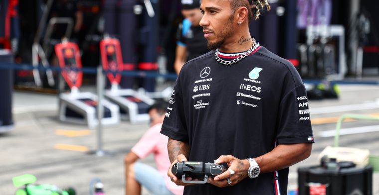 Waarom een direct vertrek van Hamilton naar Ferrari onmogelijk was