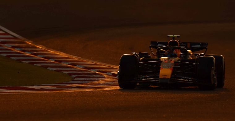 Uitslag | Sainz, Perez en Hamilton vormen top drie op dag twee in Bahrein