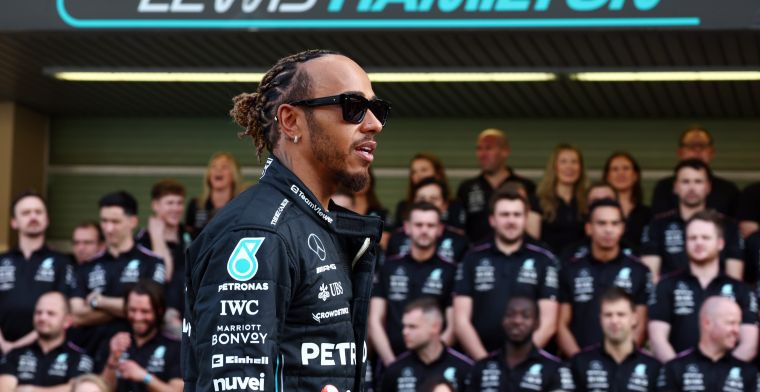 Schumacher teleurgesteld in Mercedes: 'Bevestigt waarom Hamilton weggaat'