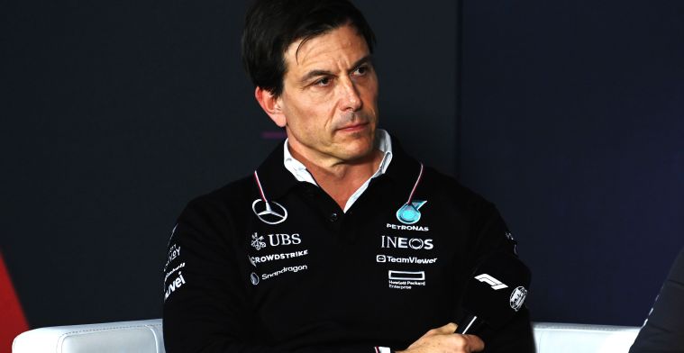 GP Bahrein stelde Wolff teleur: 'Frustrerende manier van seizoen beginnen'