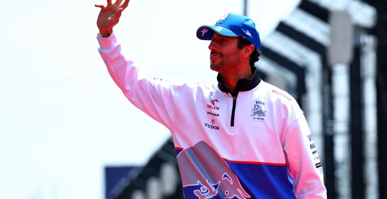 Stelling | VCARB moet Daniel Ricciardo meteen uit zijn lijden verlossen