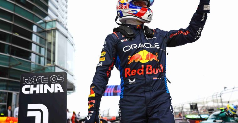 Verstappen evenaart Hakkinen en pakt 100e pole Red Bull: zo reageert hij